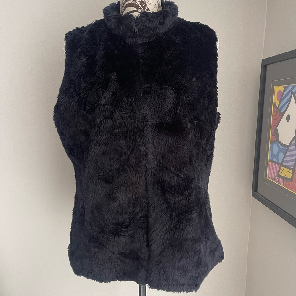 Mossimo Faux Fur Black Women’s Vest Size XL
